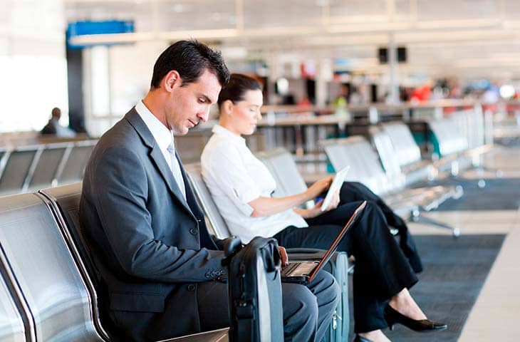 Man Woman Waiting Seated | What To Wear To Court? 20+ Outfit Ideas And 35+ Fashion Tips Man woman waiting seated