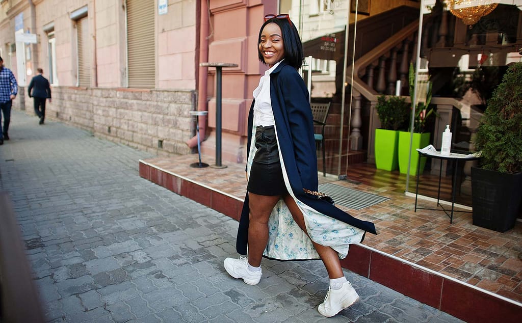 Black skirt outfit ideas - faverie